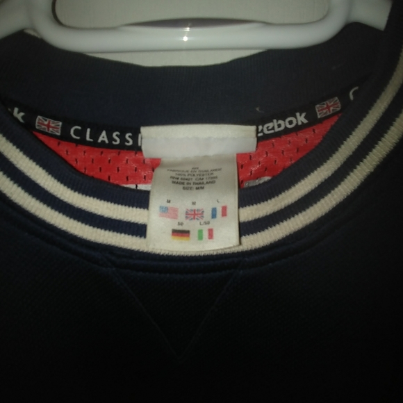 Reebok Sweater - Picture 2 of 4